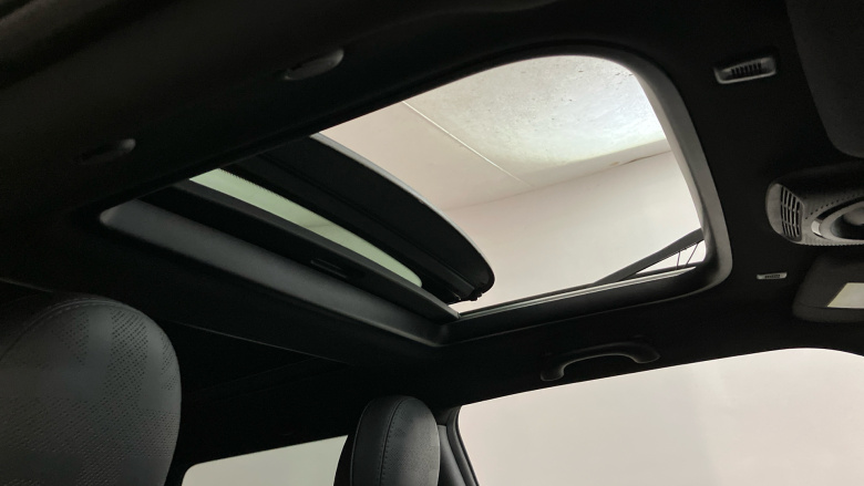 MINI Hatchback 135kW Cooper S Level 3 33kWh 3dr Auto Electric Hatchback